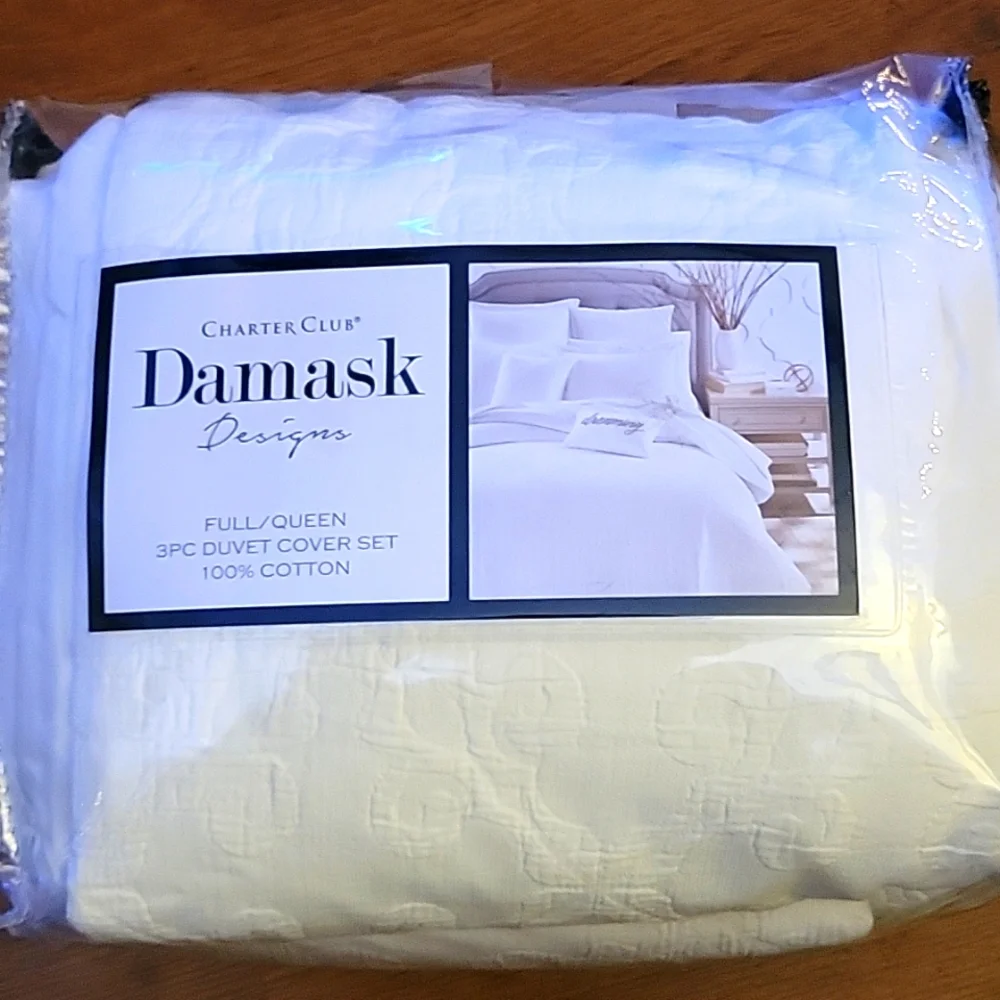 Charter Club Damask Collection White Tile Matelasse Full/Queen Duvet Cover New…